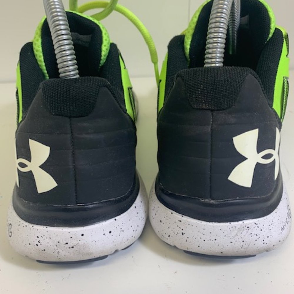Under Armour Micro G Sneakers - Men's 9 - Picture 4 of 8